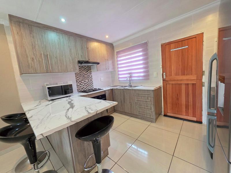 2 Bedroom Property for Sale in Willowbrook Gauteng