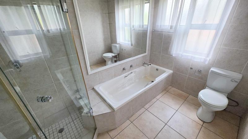 2 Bedroom Property for Sale in Magaliessig Gauteng