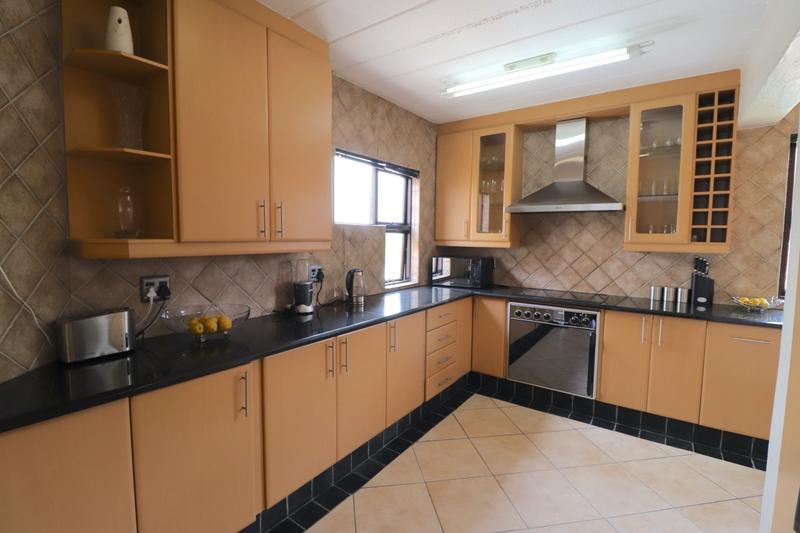 2 Bedroom Property for Sale in Magaliessig Gauteng