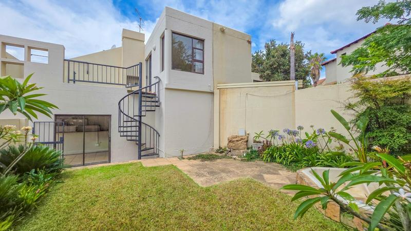 2 Bedroom Property for Sale in Magaliessig Gauteng