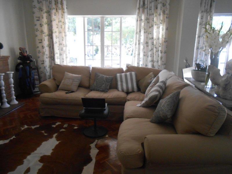 To Let 4 Bedroom Property for Rent in Waterkloof A H Gauteng