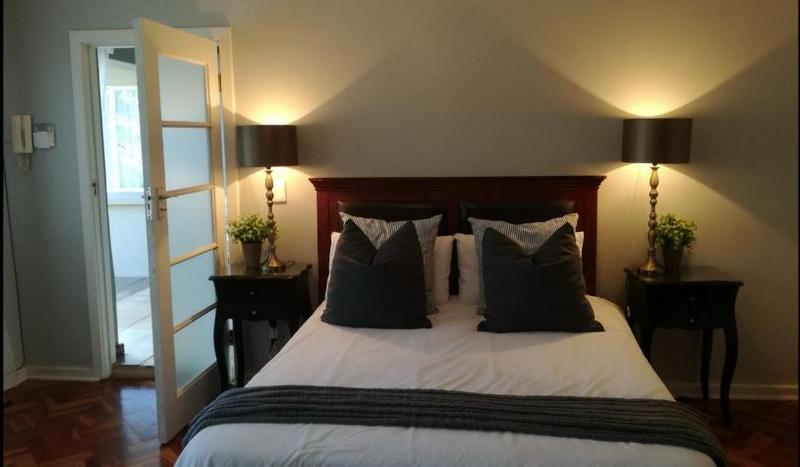 To Let 4 Bedroom Property for Rent in Waterkloof A H Gauteng