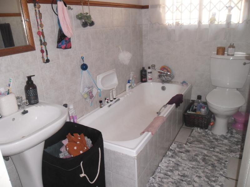 1 Bedroom Property for Sale in Moreleta Park Gauteng