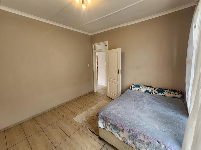 2 Bedroom Property for Sale in Brackenhurst Gauteng