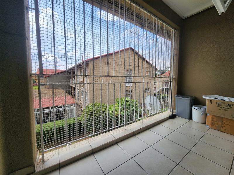 2 Bedroom Property for Sale in Brackenhurst Gauteng