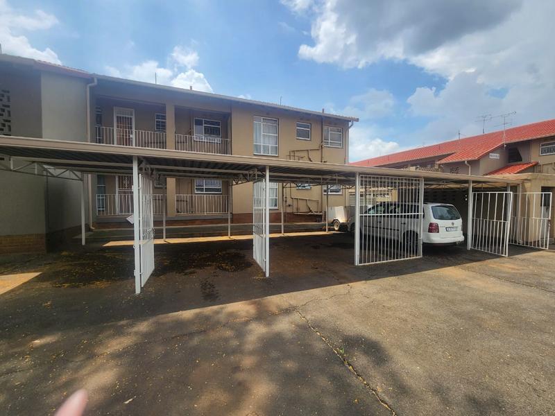 2 Bedroom Property for Sale in Brackenhurst Gauteng