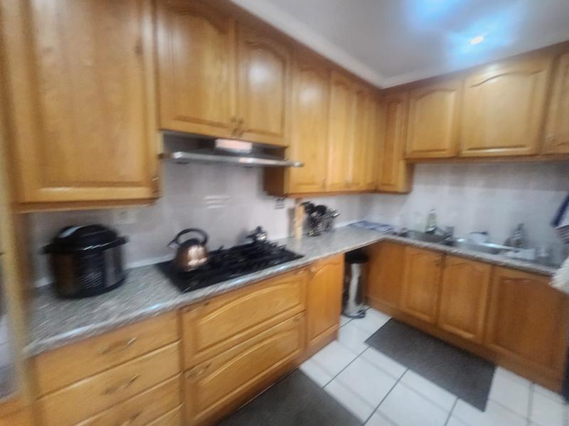 4 Bedroom Property for Sale in New Redruth Gauteng