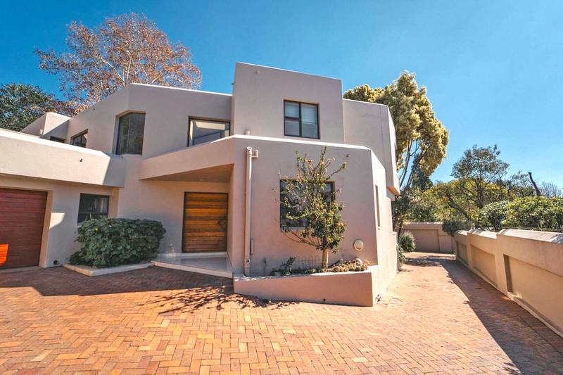 To Let 4 Bedroom Property for Rent in Duxberry Gauteng