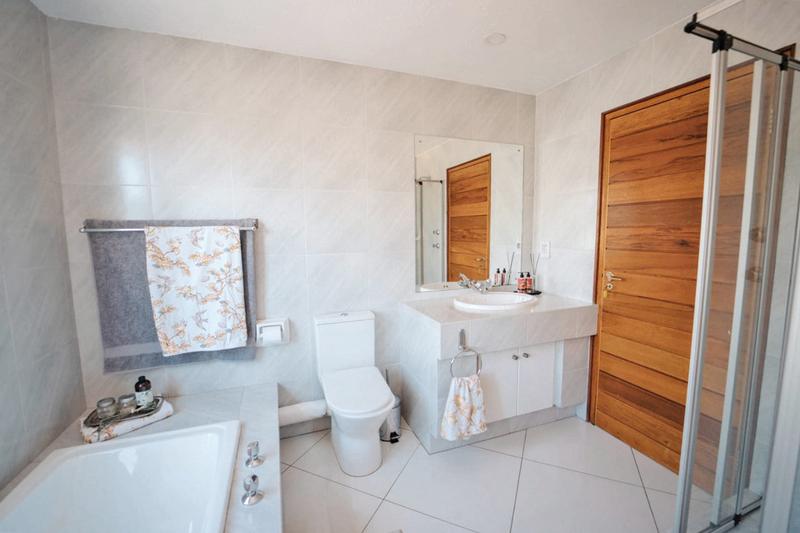 To Let 4 Bedroom Property for Rent in Duxberry Gauteng