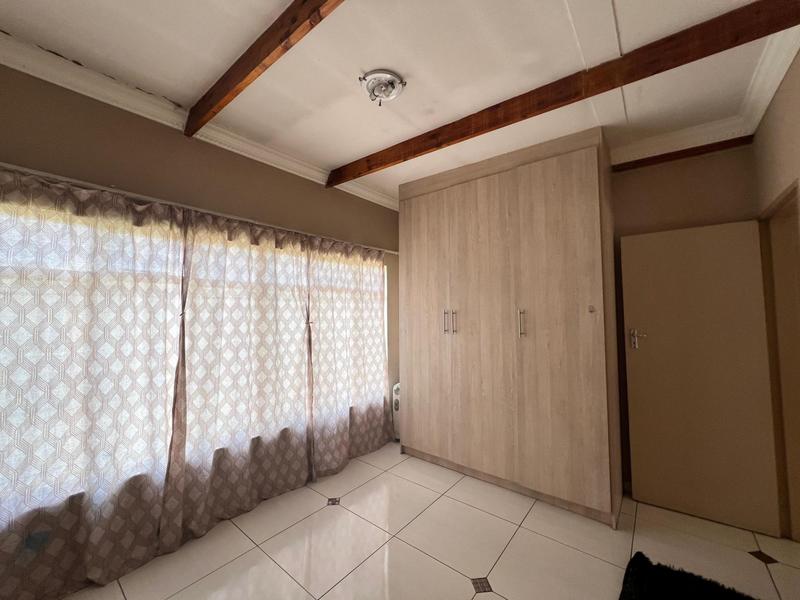 To Let 2 Bedroom Property for Rent in Erasmia Gauteng