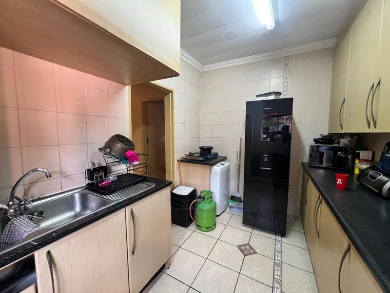 To Let 2 Bedroom Property for Rent in Erasmia Gauteng
