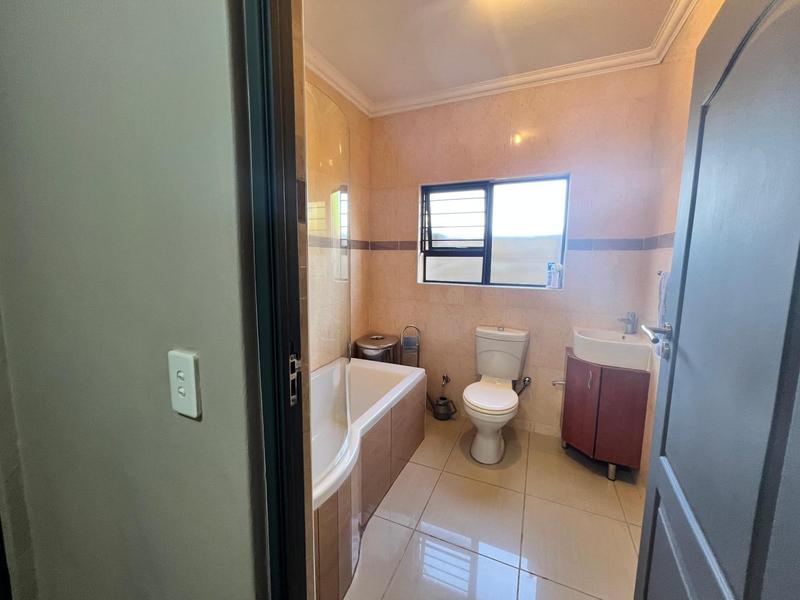 To Let 3 Bedroom Property for Rent in Erasmia Gauteng