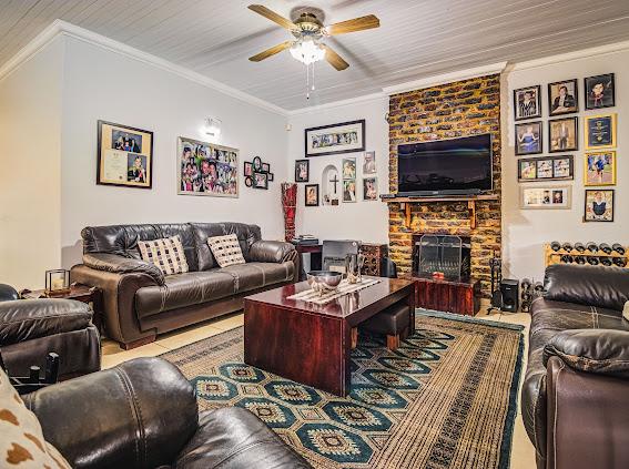 9 Bedroom Property for Sale in Brackenhurst Gauteng