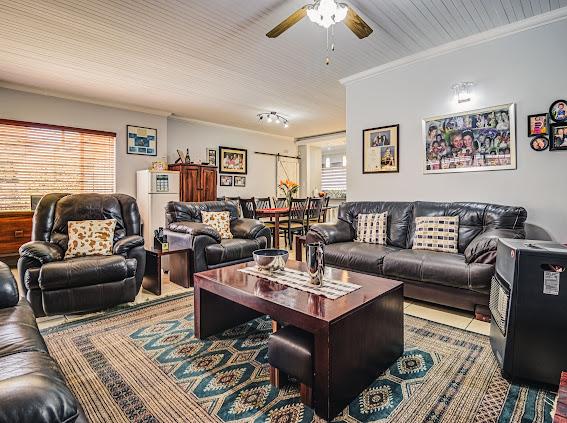 9 Bedroom Property for Sale in Brackenhurst Gauteng