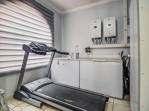 9 Bedroom Property for Sale in Brackenhurst Gauteng