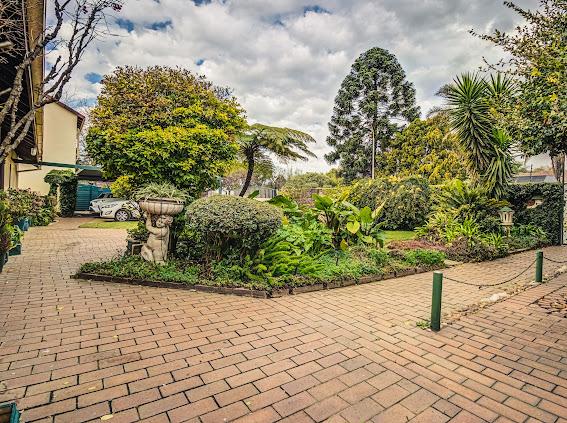 9 Bedroom Property for Sale in Brackenhurst Gauteng