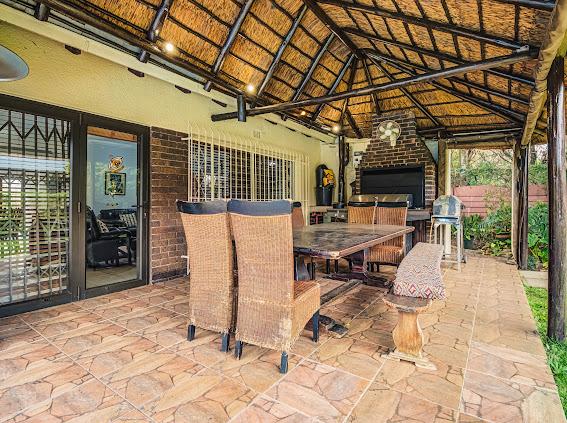 9 Bedroom Property for Sale in Brackenhurst Gauteng