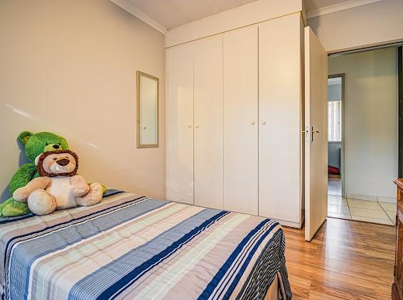 9 Bedroom Property for Sale in Brackenhurst Gauteng