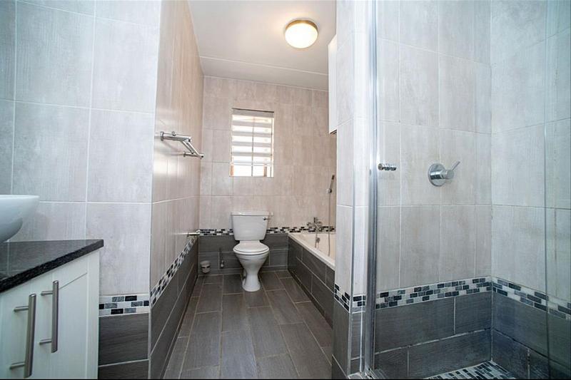 3 Bedroom Property for Sale in Bedfordview Gauteng