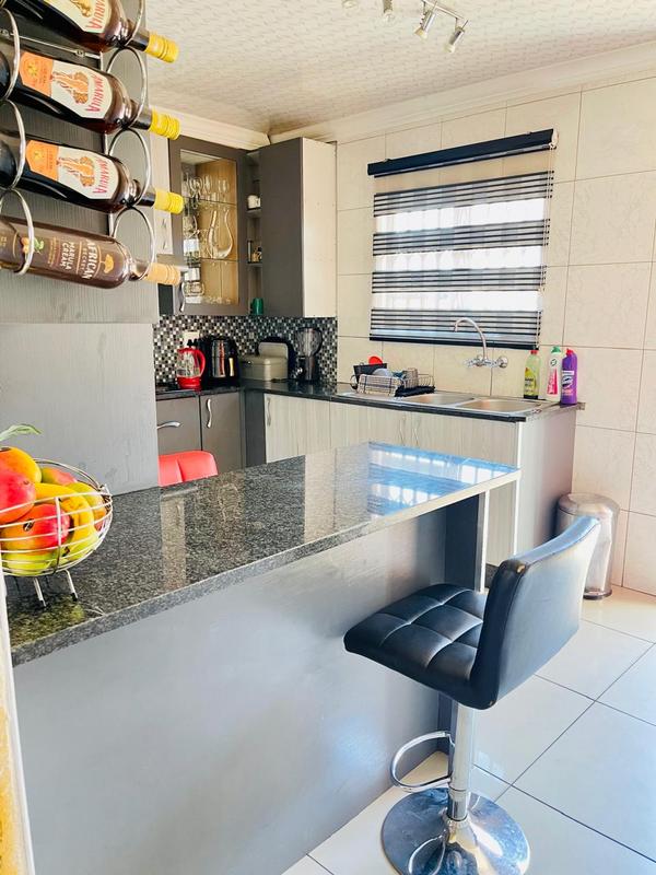 4 Bedroom Property for Sale in Vosloorus Gauteng