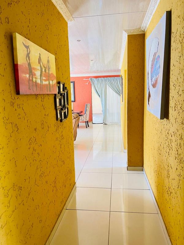 4 Bedroom Property for Sale in Vosloorus Gauteng