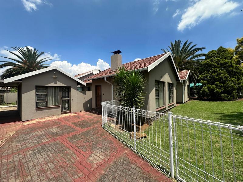 3 Bedroom Property for Sale in Brackenhurst Gauteng