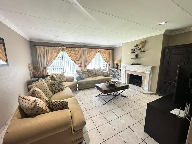 3 Bedroom Property for Sale in Brackenhurst Gauteng