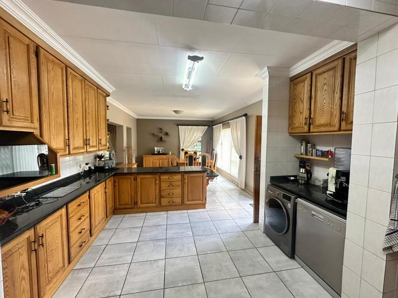 3 Bedroom Property for Sale in Brackenhurst Gauteng