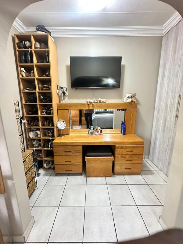 3 Bedroom Property for Sale in Brackenhurst Gauteng