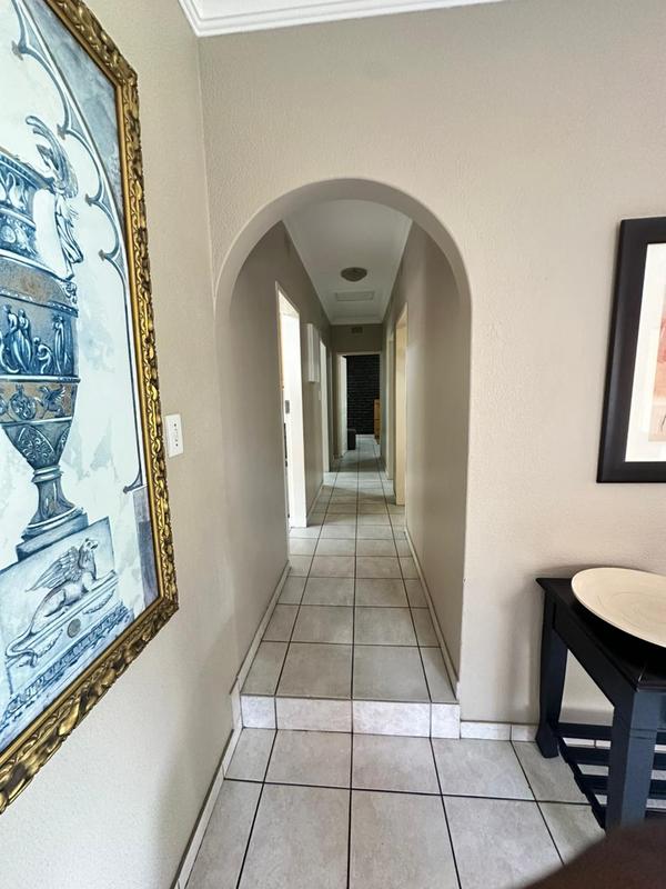 3 Bedroom Property for Sale in Brackenhurst Gauteng