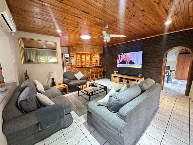 3 Bedroom Property for Sale in Brackenhurst Gauteng