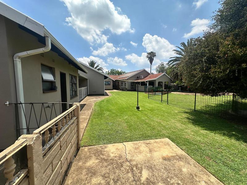 3 Bedroom Property for Sale in Brackenhurst Gauteng