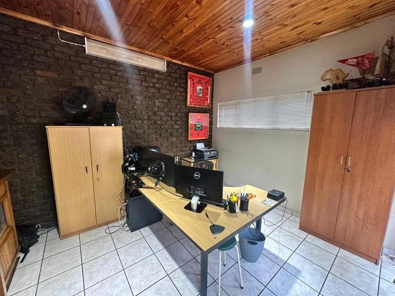 3 Bedroom Property for Sale in Brackenhurst Gauteng