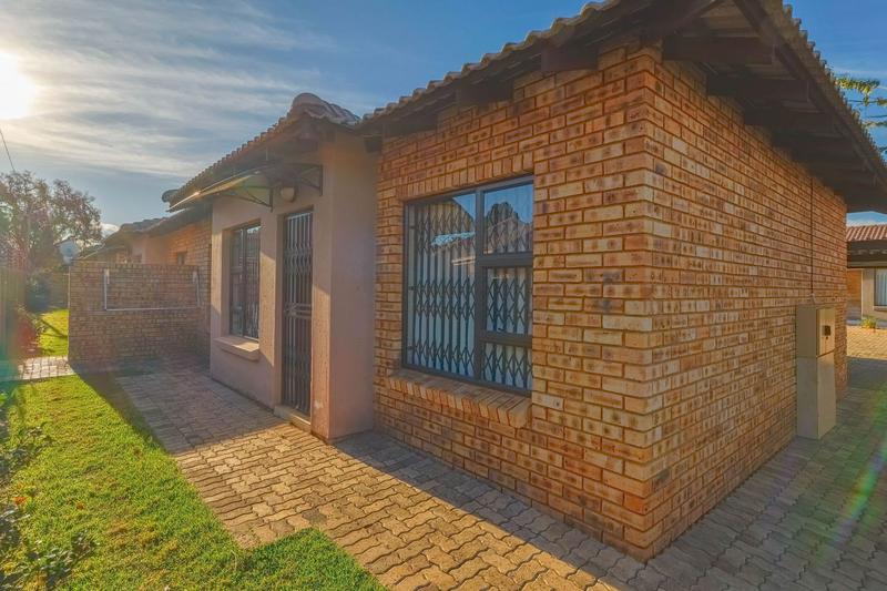 3 Bedroom Property for Sale in Dawn Park Gauteng
