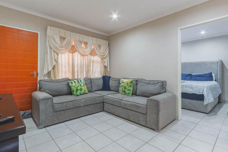 3 Bedroom Property for Sale in Dawn Park Gauteng