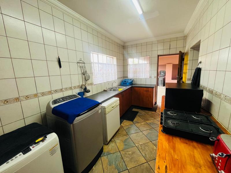 7 Bedroom Property for Sale in Brakpan Gauteng