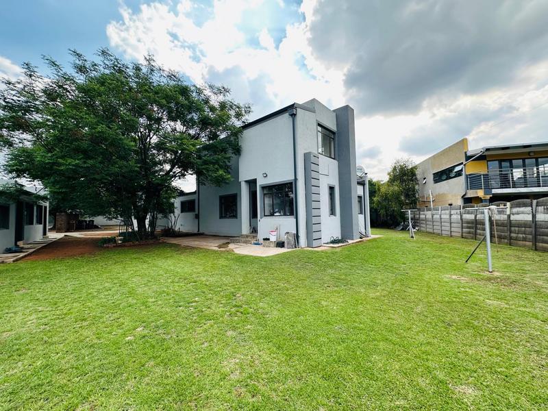 10 Bedroom Property for Sale in Delville Gauteng