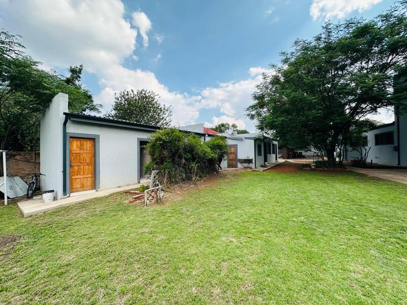10 Bedroom Property for Sale in Delville Gauteng
