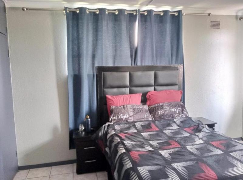 1 Bedroom Property for Sale in Germiston South Gauteng