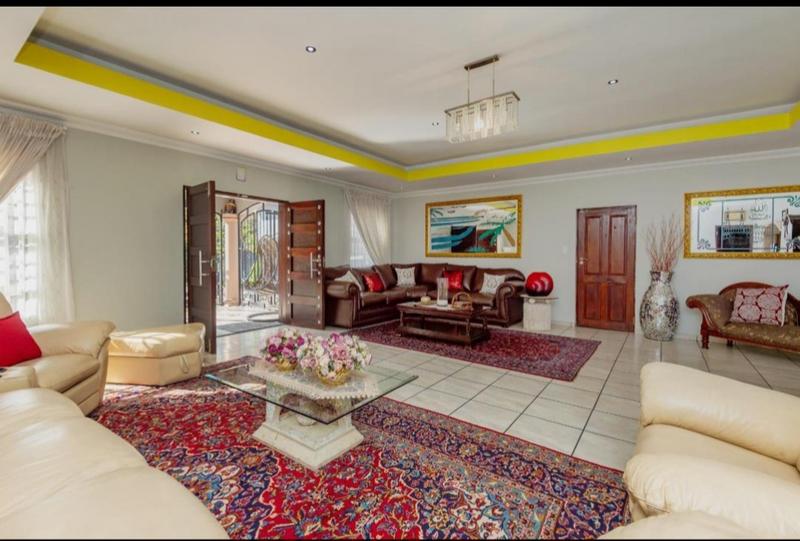 6 Bedroom Property for Sale in Lambton Gauteng