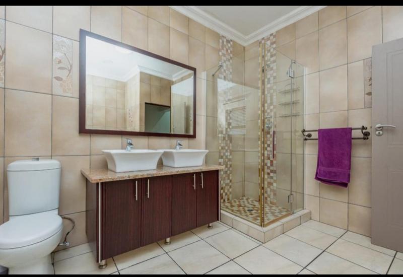 6 Bedroom Property for Sale in Lambton Gauteng