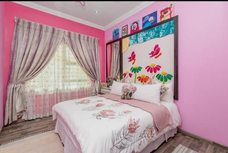 6 Bedroom Property for Sale in Lambton Gauteng