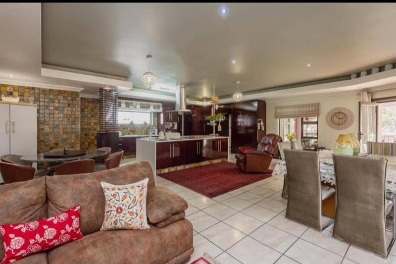 6 Bedroom Property for Sale in Lambton Gauteng