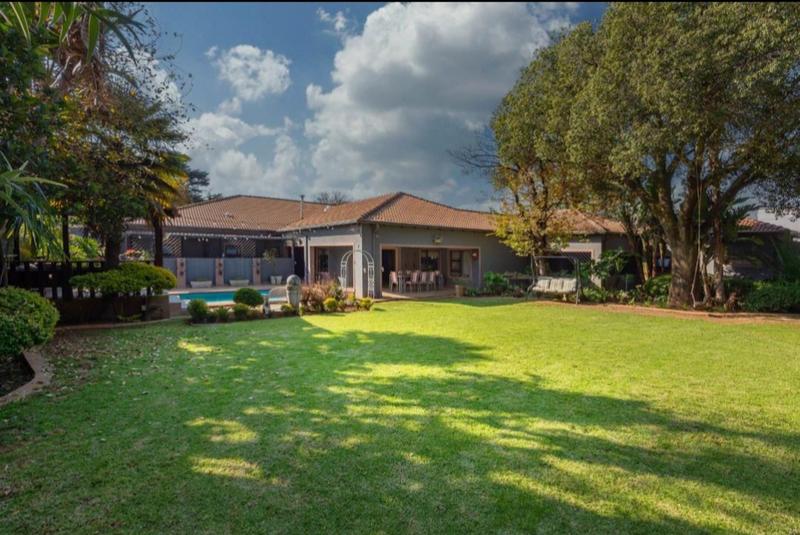 6 Bedroom Property for Sale in Lambton Gauteng