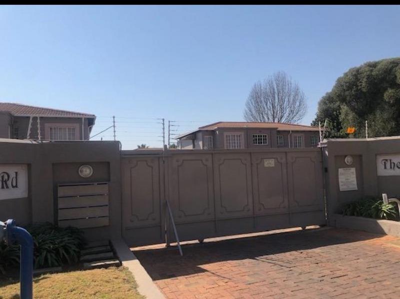 2 Bedroom Property for Sale in Lambton Gauteng