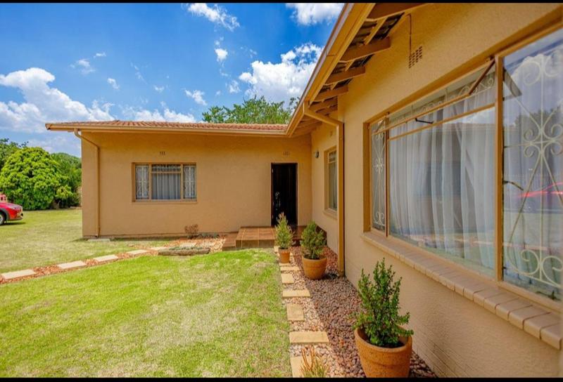 4 Bedroom Property for Sale in Marlands Gauteng