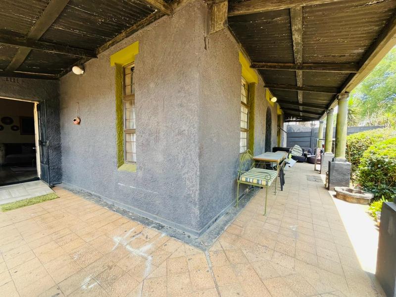 10 Bedroom Property for Sale in Kenilworth Gauteng