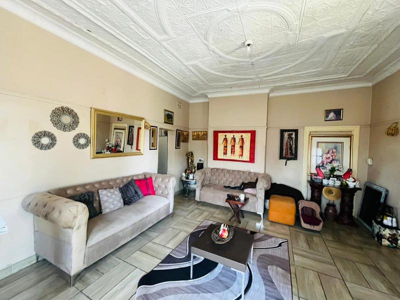 10 Bedroom Property for Sale in Kenilworth Gauteng