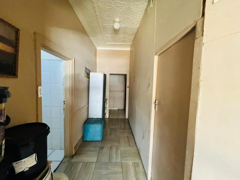 10 Bedroom Property for Sale in Kenilworth Gauteng