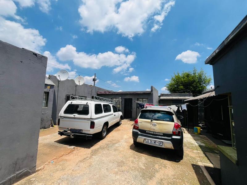 10 Bedroom Property for Sale in Kenilworth Gauteng